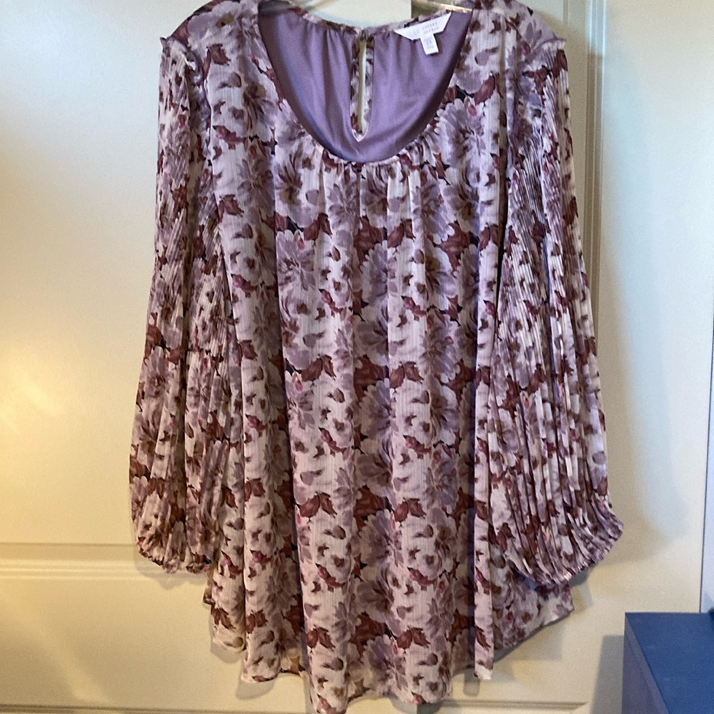 3x LC Lauren, Conrad women’s plus floral blouse with lilac shell
